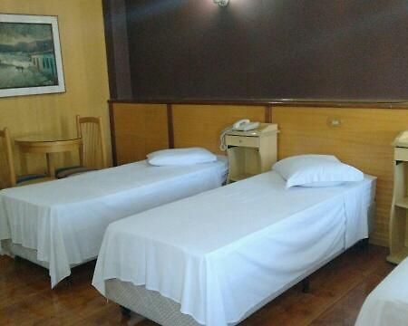 Alvear Hotel Куритиба Экстерьер фото